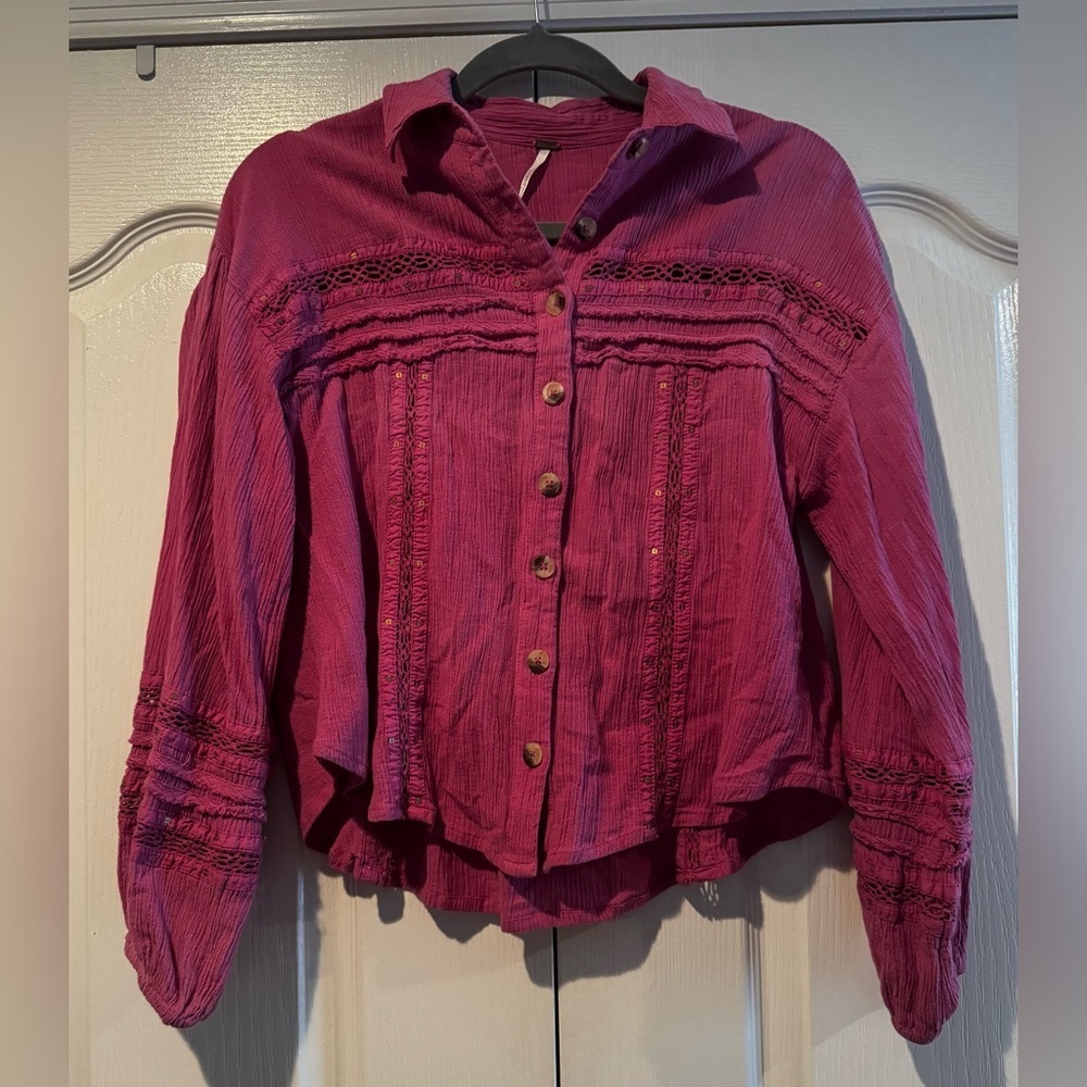Free People Summer Stars Crocheted Trim Button Down Blouse - Size XS - Picture 4 of 7